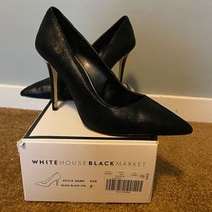 Whit House Black Market pumps